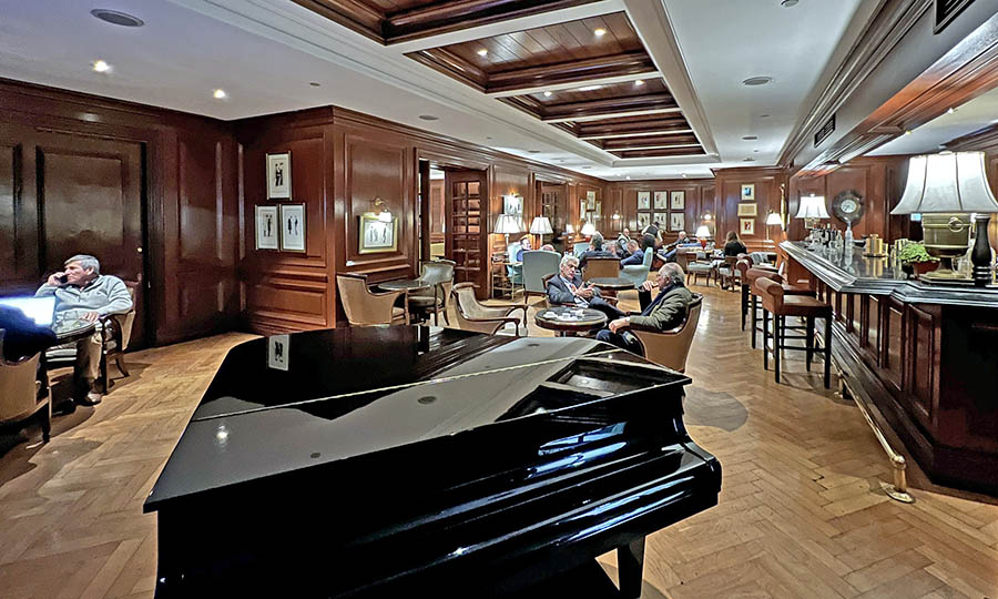 Saln principal de The Ritz Carlton Bar